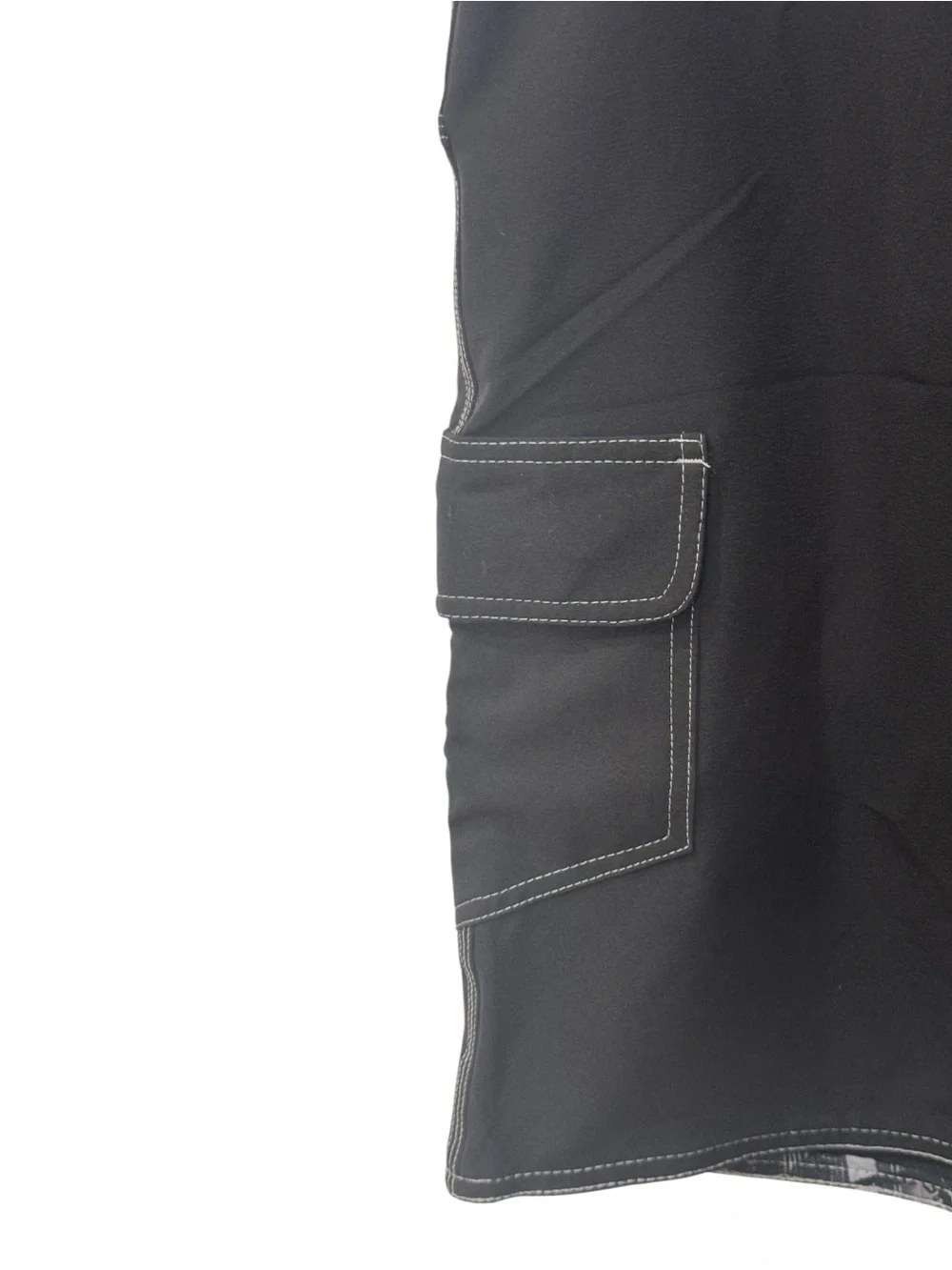 Burnside black Performance Cargo Board Shorts mens size 30